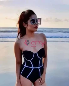 sarika — Delhi Escort